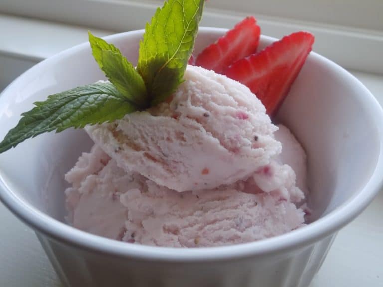 Strawberry Ice Cream (Egg-Free!)