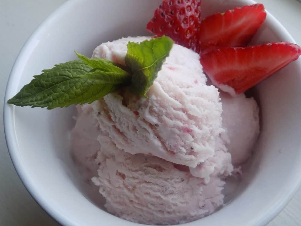 Strawberry Ice Cream (Egg-Free!)