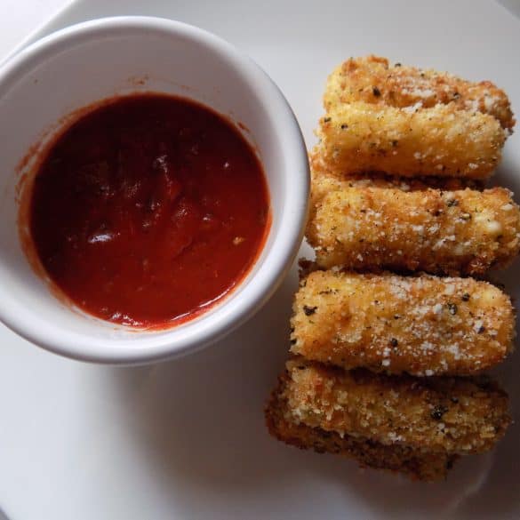 Fried Mozzarella Sticks