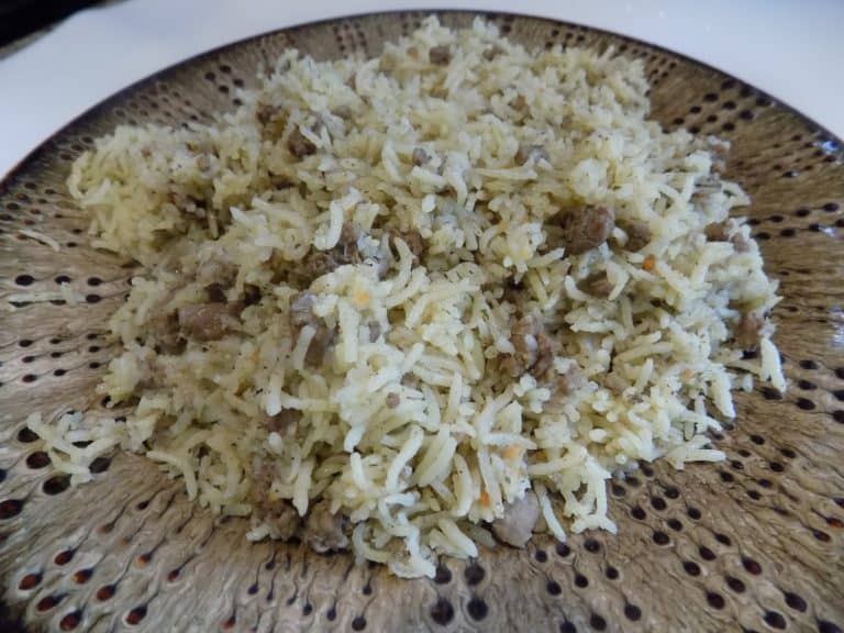 Mom's Lebanese Rice with Minced Meat (Tidbeha)