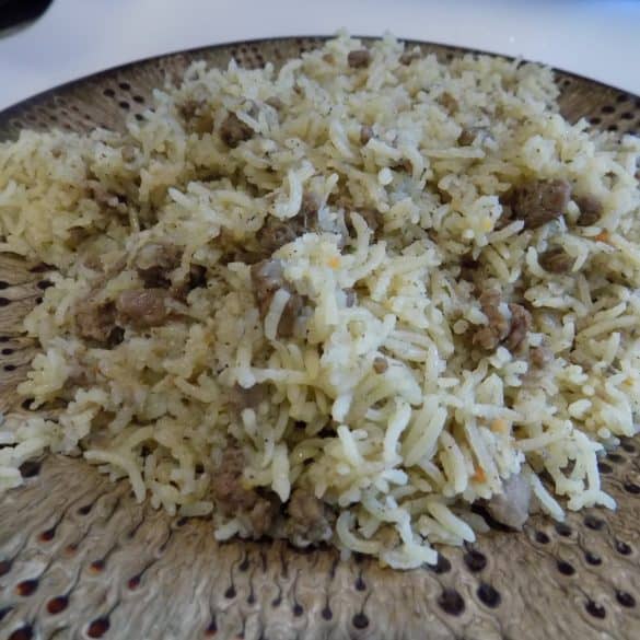 Mom's Lebanese Rice with Minced Meat (Tidbeha)