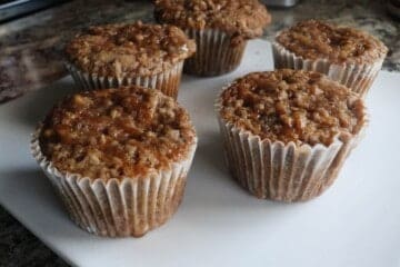 Apple Crumb Muffins