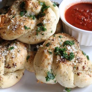 cheesy garlic knots