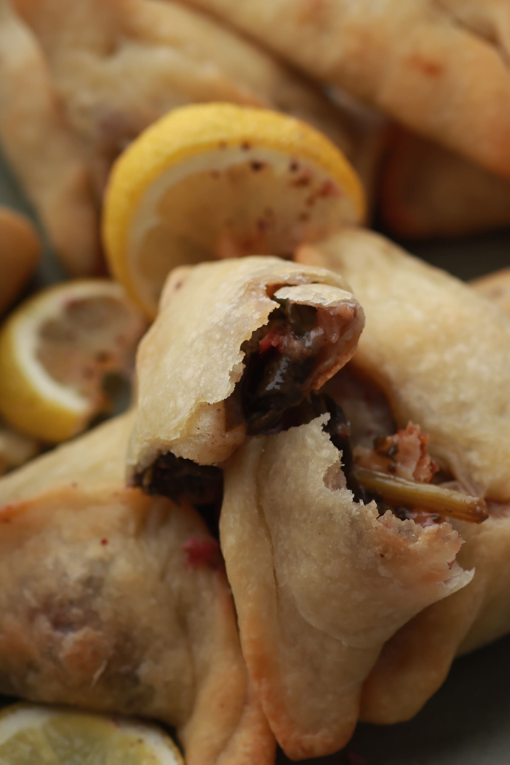 Homemade Lebanese Spinach Pies (Fatayer bi Sabanekh)
