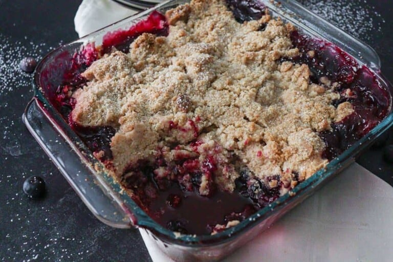 Tasty Mixed Berry Crumble