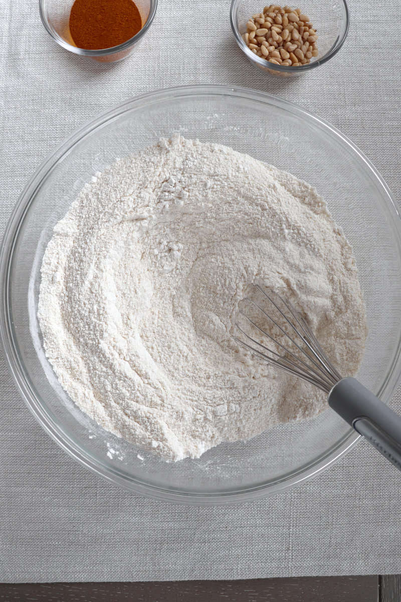 Sfouf (Lebanese Turmeric Cake)