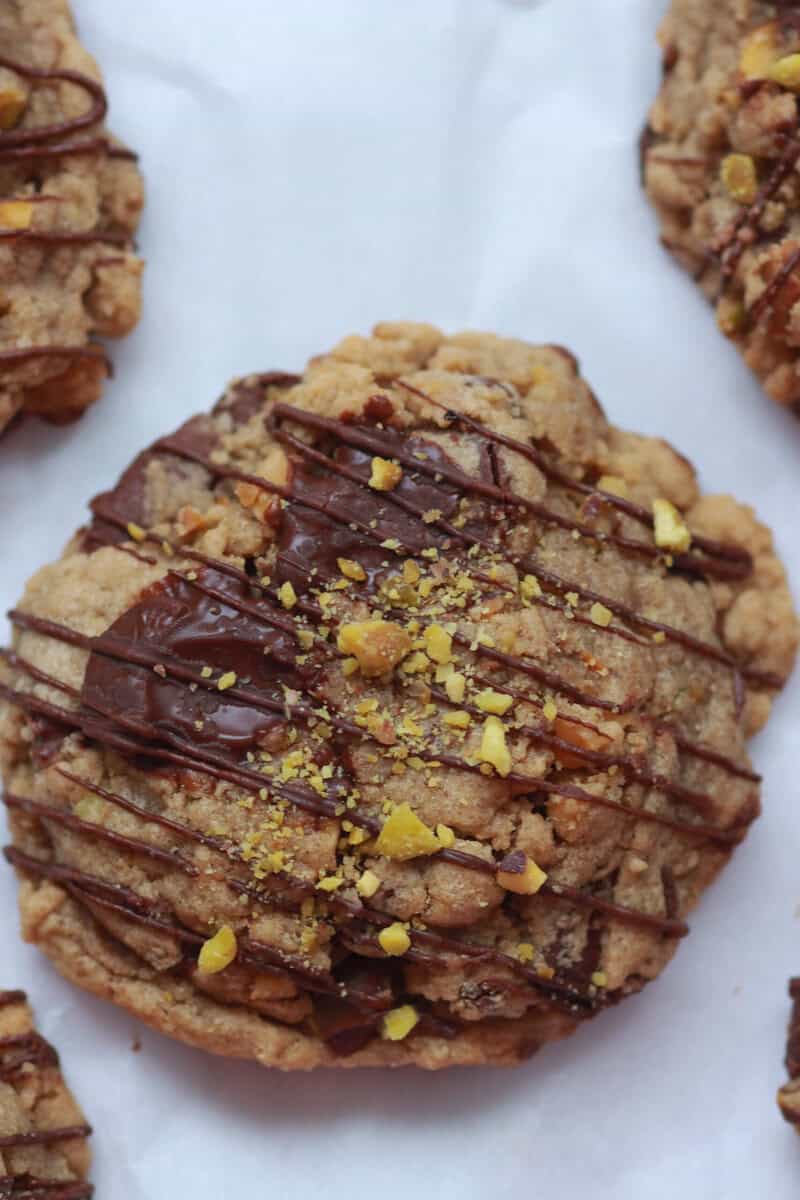 Pistachio Chocolate Chip Cookies